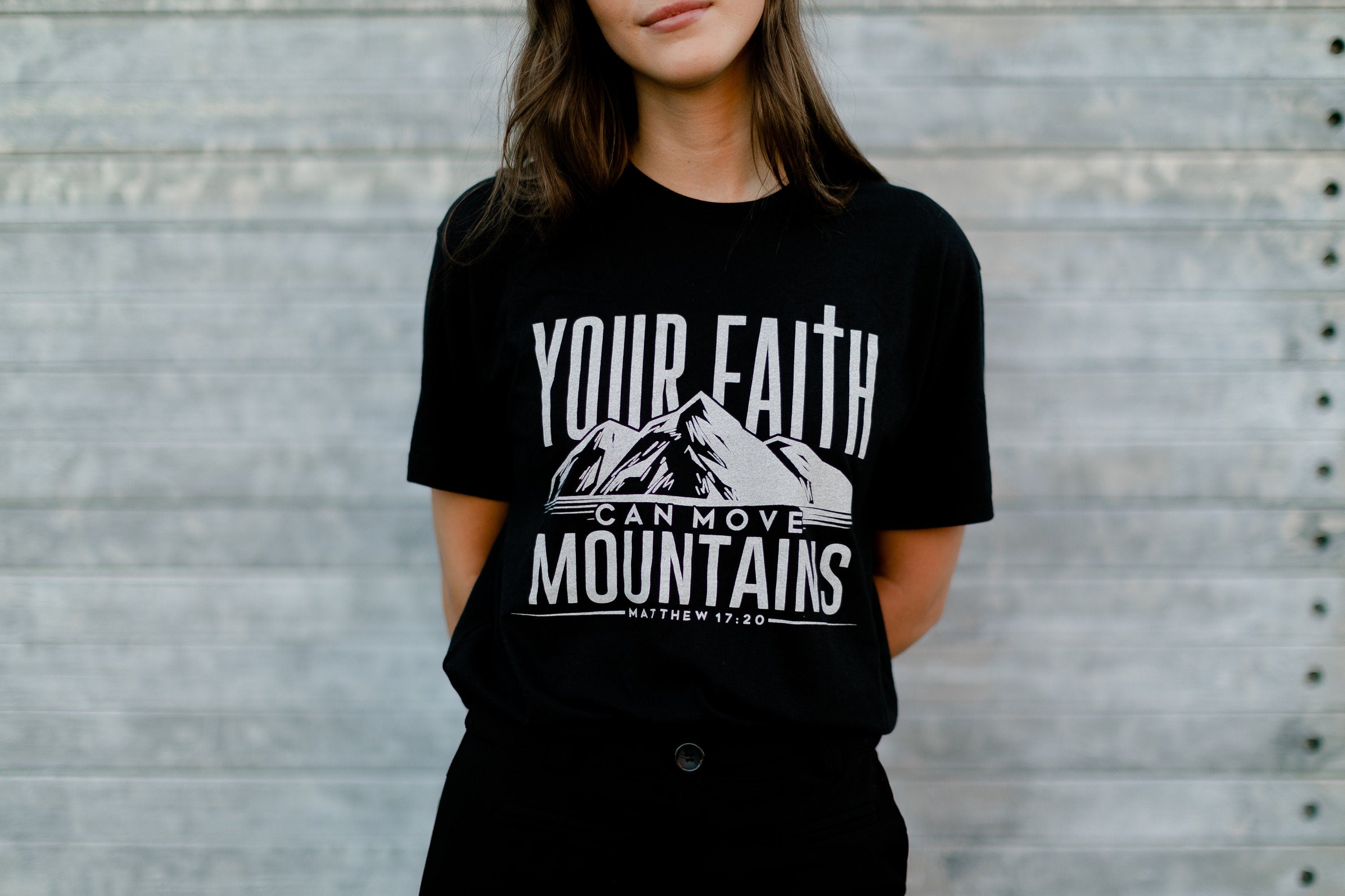 Unisex Faith Mountain Graphic T-Shirt