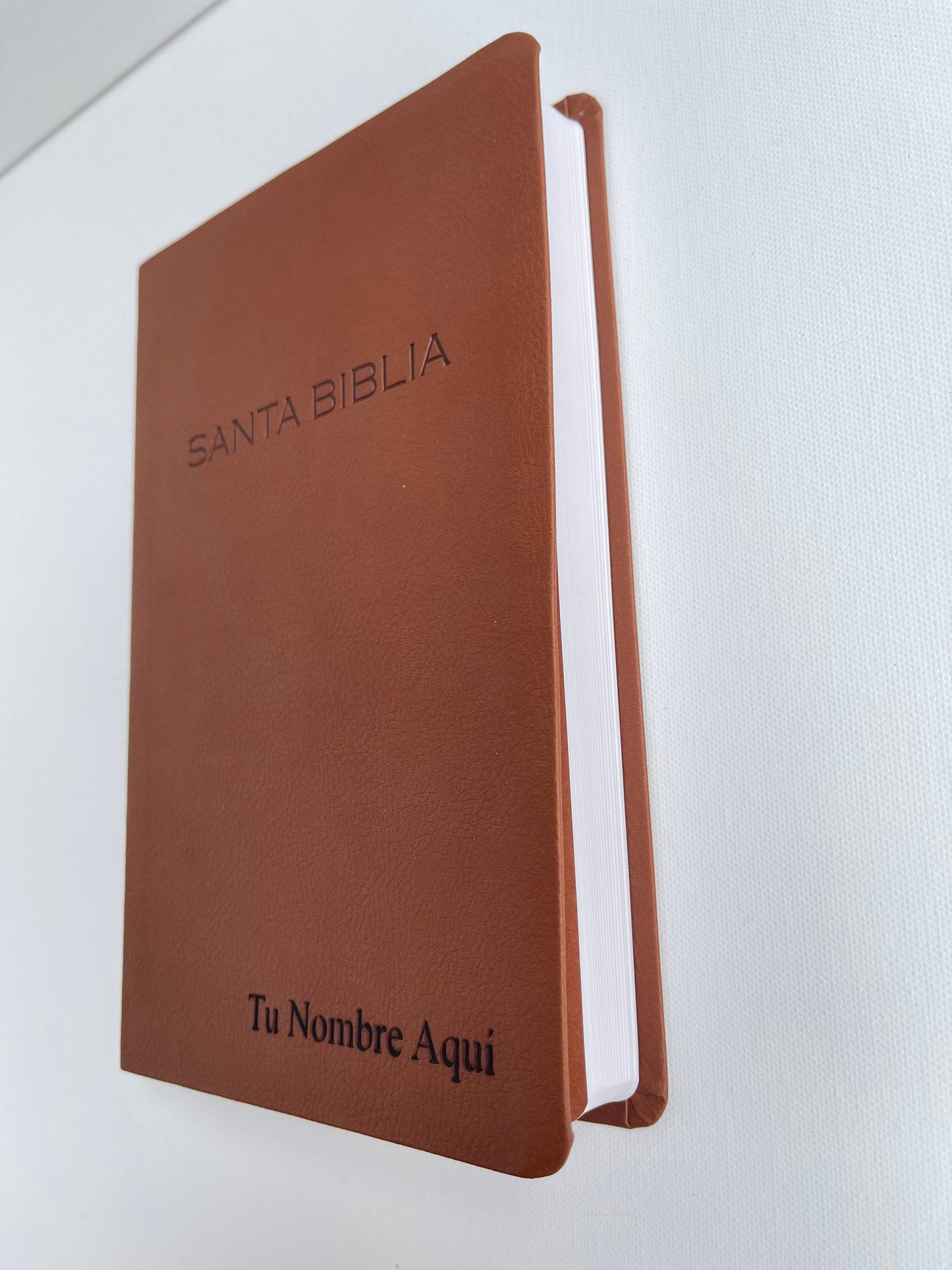 Santa Biblia , Engraved Spanish Bible , NVI Biblia ,Nueva Version Internacional , Biblia Para Regalo Y Premio , Biblica